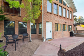 Arizona Apartment with Patio, Grill, and Fire Pit!